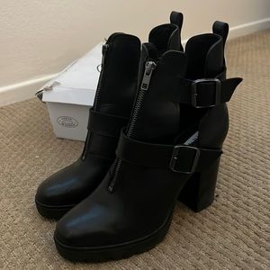 Steve Madden size 11 ankle booties. Worn once. No sign of wear.